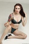 Tattooed Beauty Anna DeVille Enjoys Posing