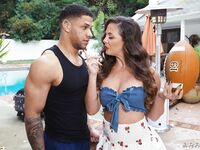 Wavy-haired MILF Cherie Deville Gets Eaten Out And