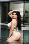 Curvaceous Pornstar Pleasuring Handsome Black Dude By The