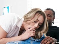 Natalia Starr And The Official Egypt Share Big