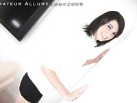 Beautiful Cum Loving Brunette Riley Allure Shows Her