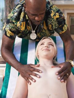 BBC-loving Blondie Britt Blair Gets Fucked Inside And